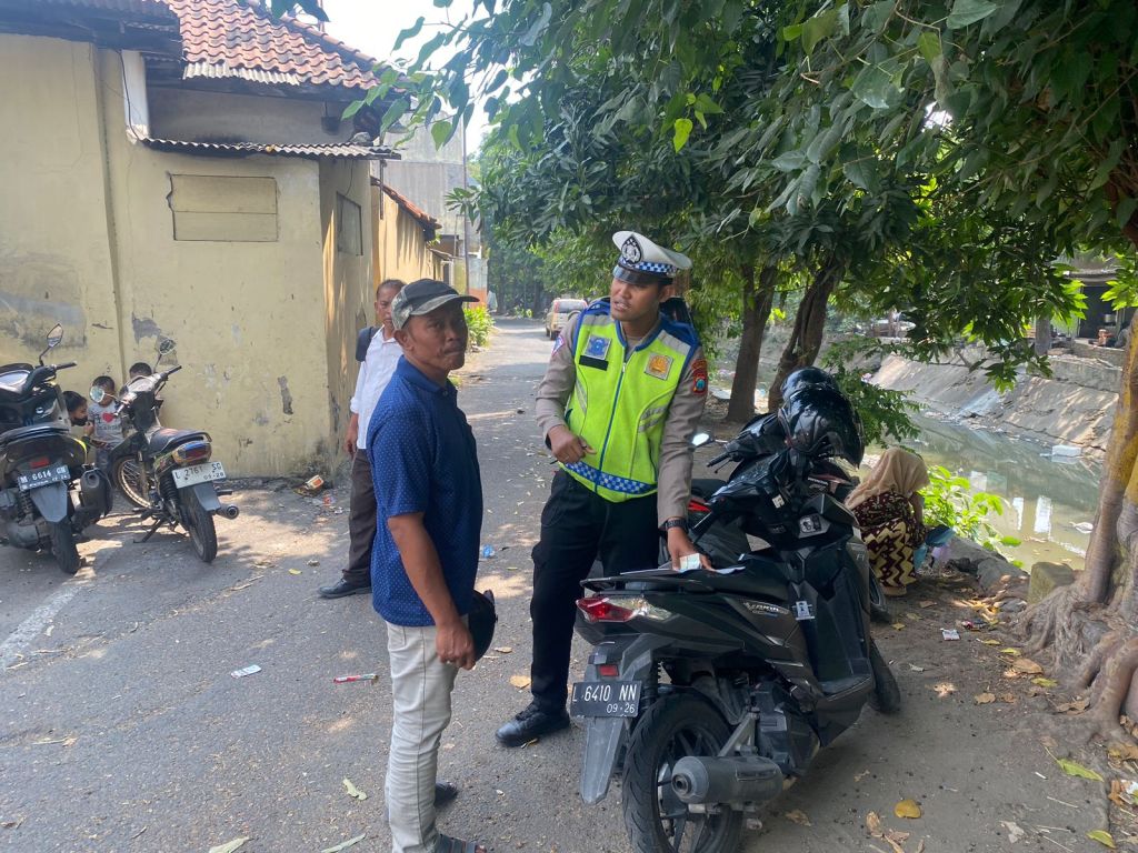 Penindakan Pelanggaran Operasi Patuh Semeru 2024 oleh Polsek Semampir